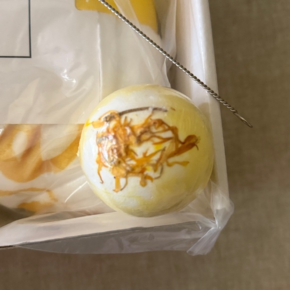 Hello Sunshine Box - Picture 7 of 8